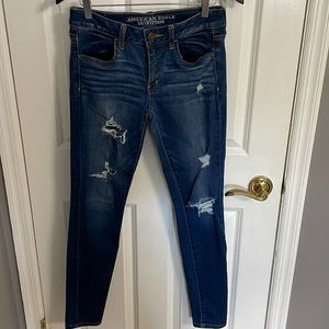 American Eagle blue denim ripped jegging size US 6
